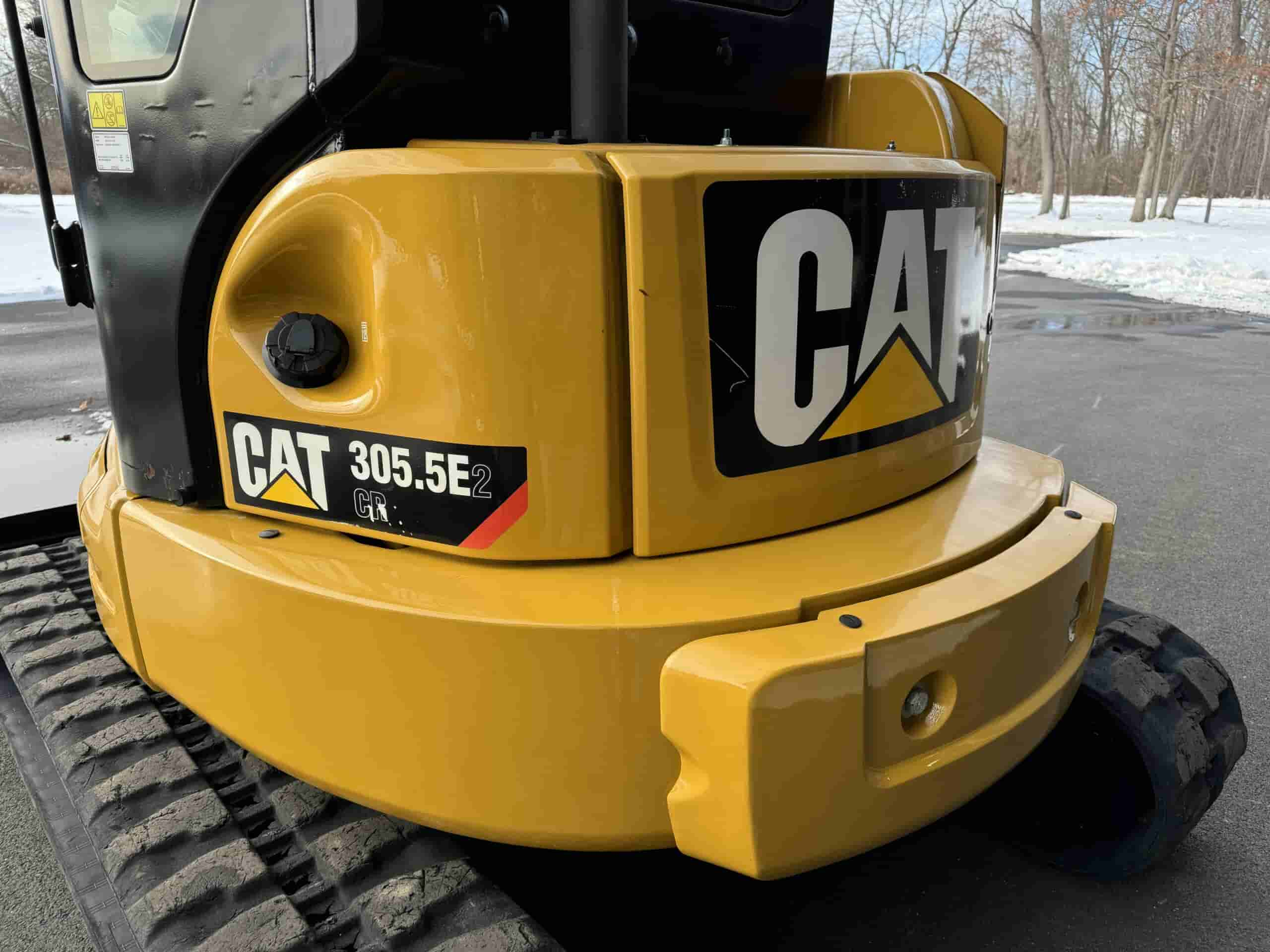 2019 CAT 305.5E2 CLEAN!
